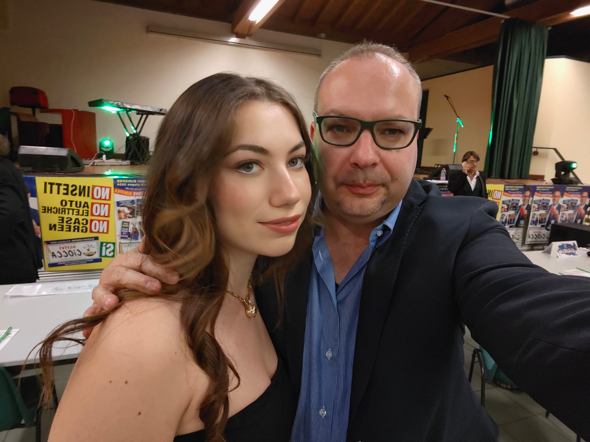 Delia Russello intervista Luca Stecchi poeta